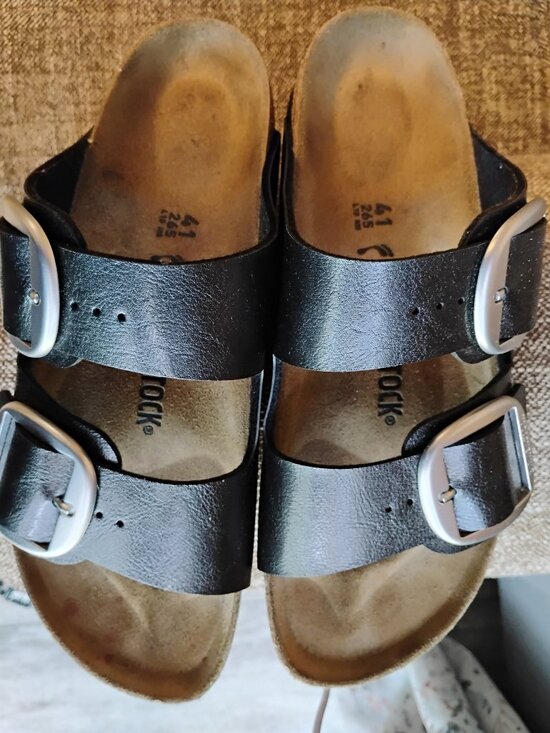 Birkenstock women\'s  size 10 big buckle arizona sandals